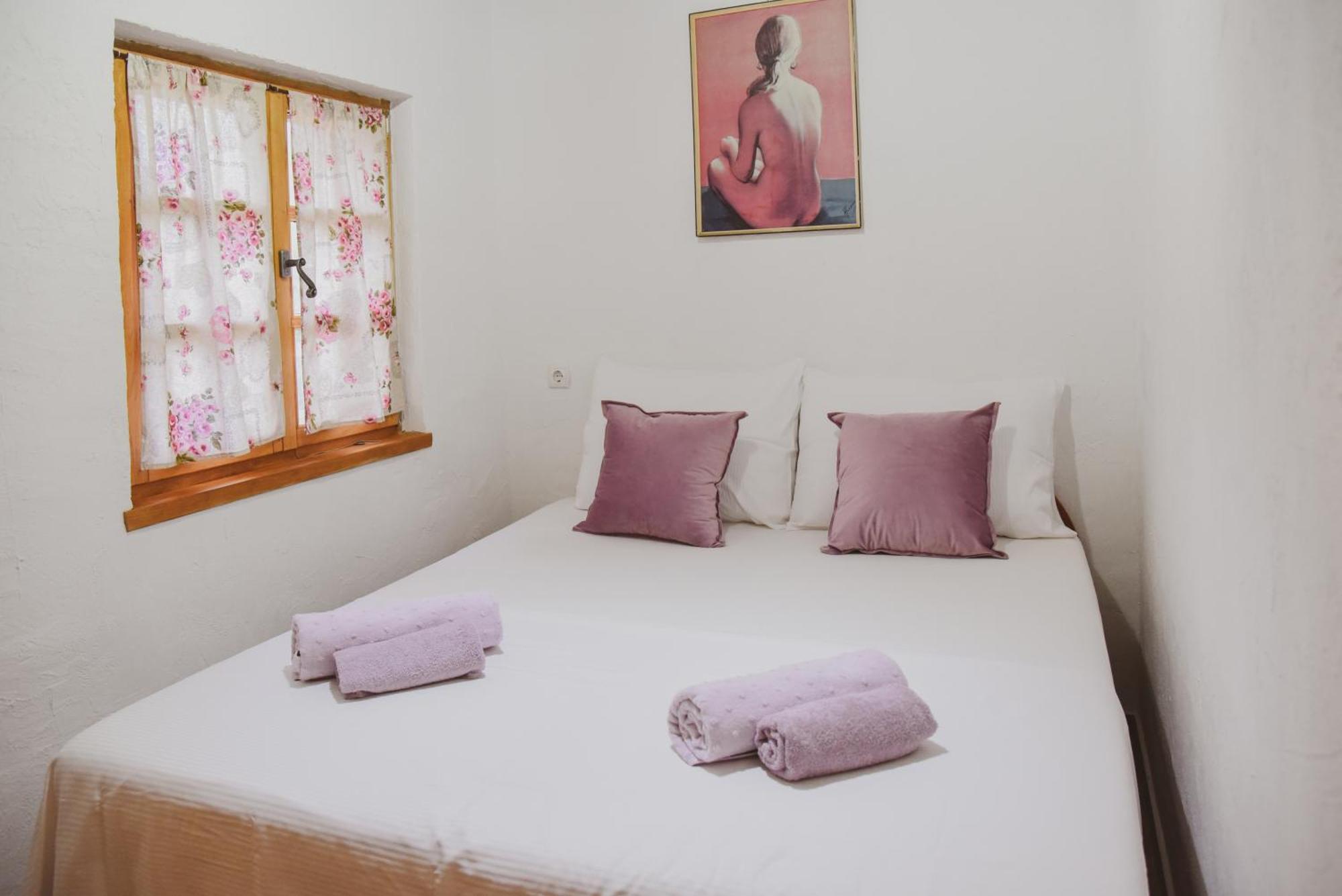 Mobile Homes Bilice Room photo